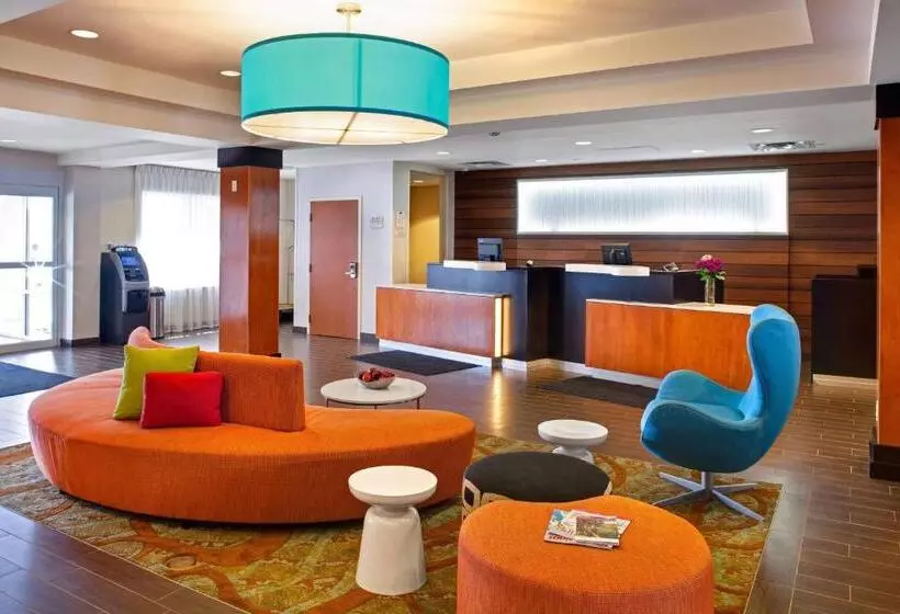 هتل Fairfield Inn & Suites By Marriott Toronto Brampton