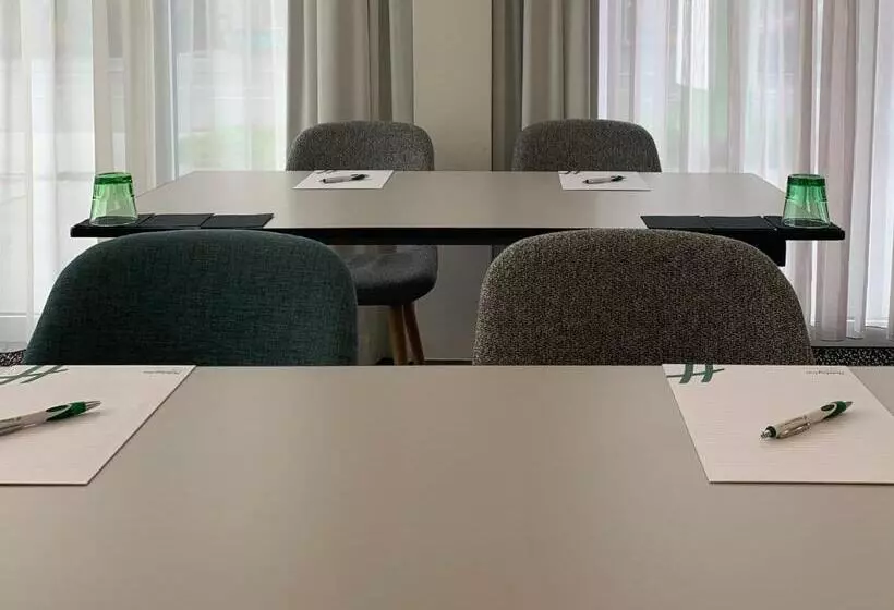 ホテル Holiday Inn   Salzburg City, An Ihg
