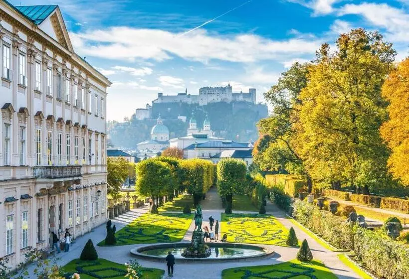 ホテル Holiday Inn   Salzburg City, An Ihg