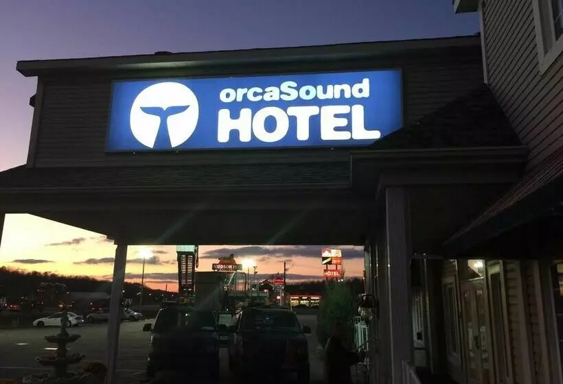 Отель Howard Johnson Inn Rigaud