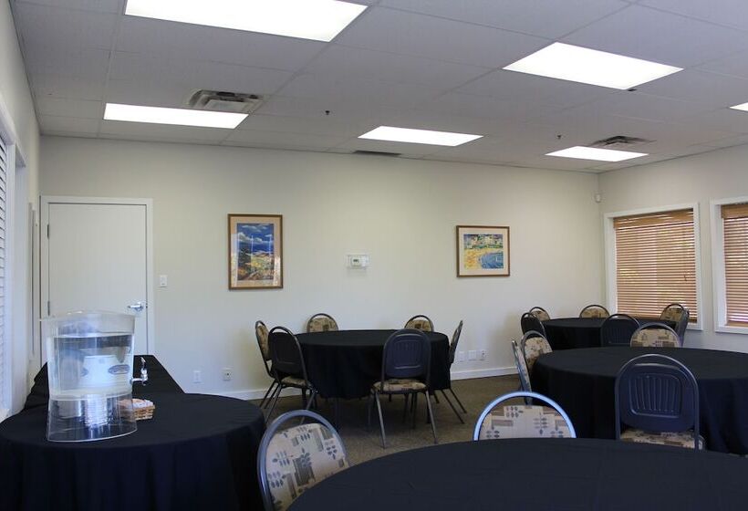 هتل Pacific Shores Resort & Spa