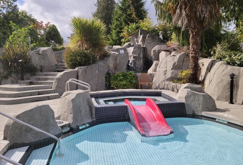 هتل Pacific Shores Resort & Spa