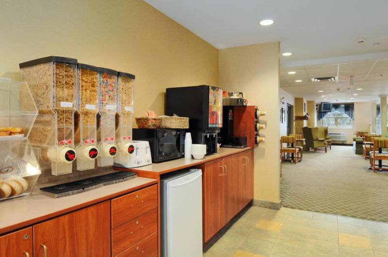 酒店 Parry Sound Inn & Suites