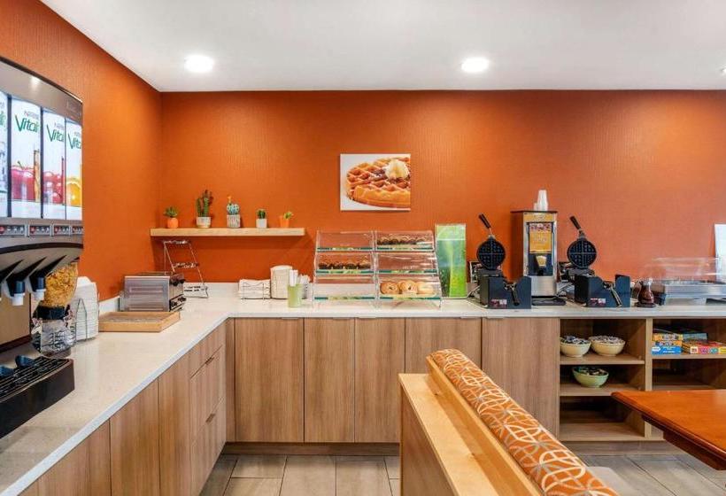 هتل Quality Inn & Suites