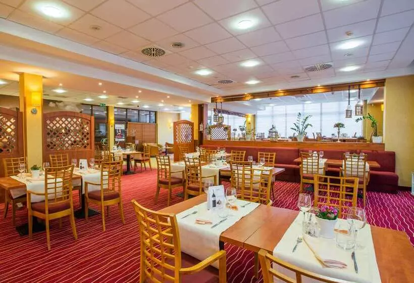 Qubus Hotel Głogów