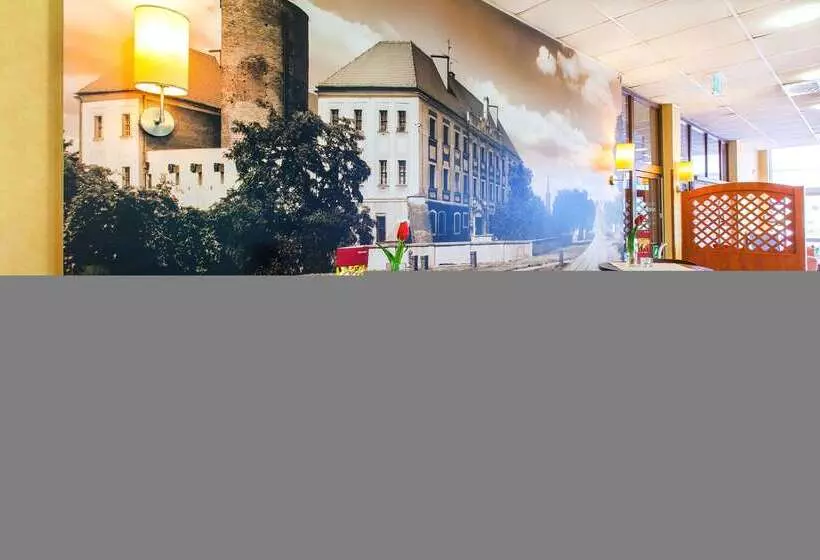 Qubus Hotel Głogów