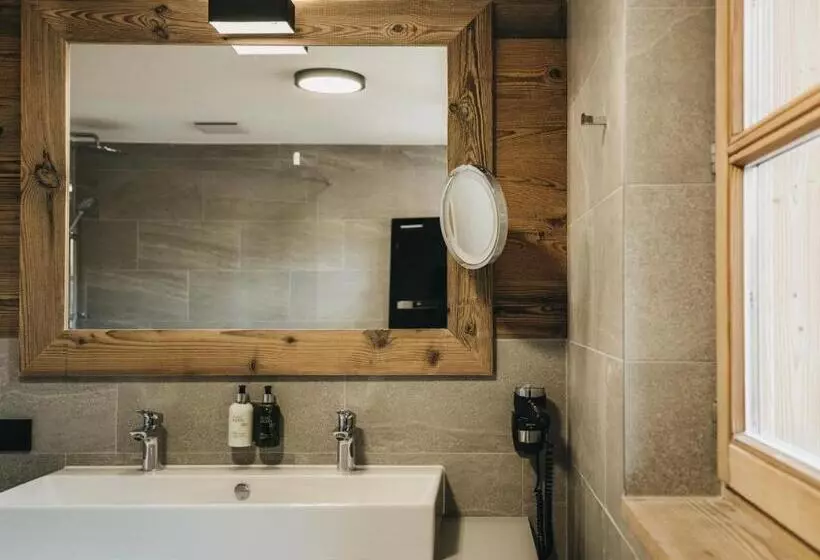 ホテル Vaya Achensee