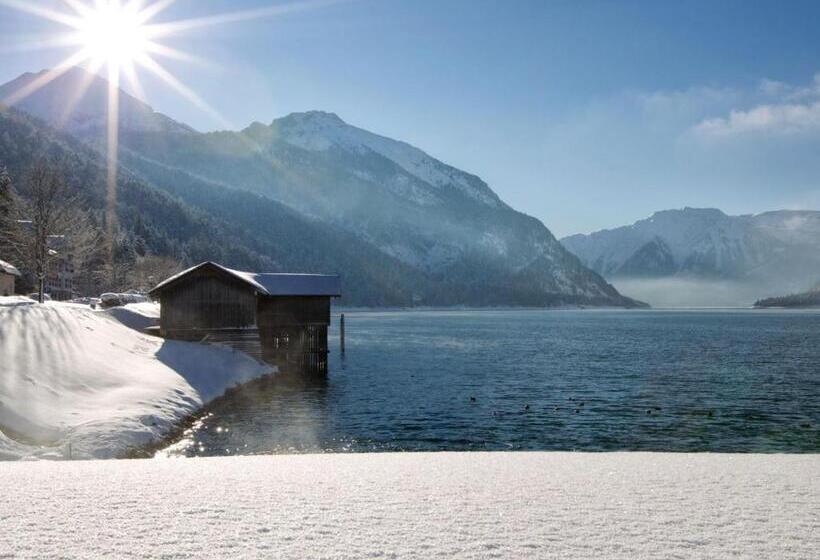 בית מלון כפרי Vaya Achensee