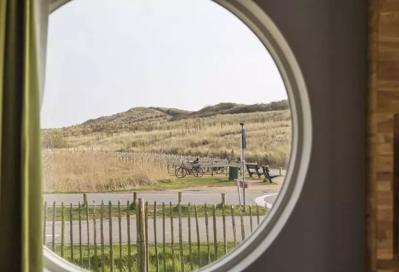 Strandhotel Westduin