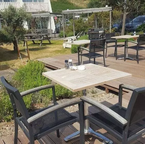 Strandhotel Westduin