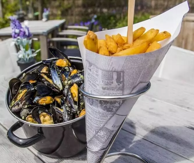 Strandhotel Westduin