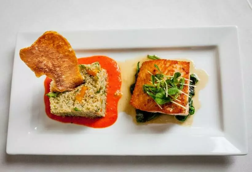 Hotelli The Woodlawn Inn