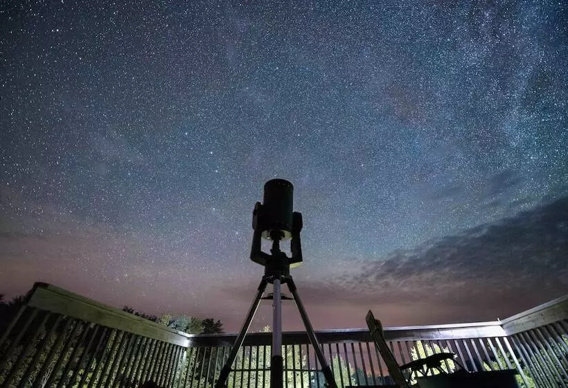 Hotel Trout Point Lodge Of Nova Scotia