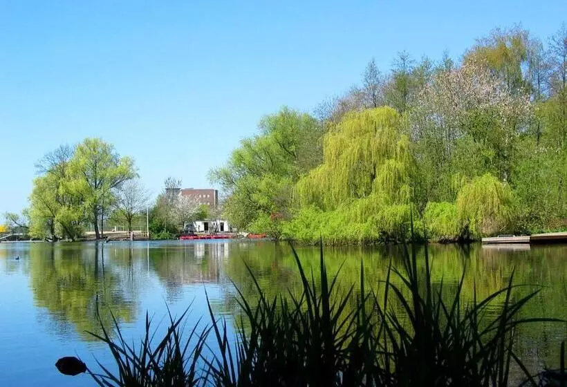 هتل Am Segelhafen