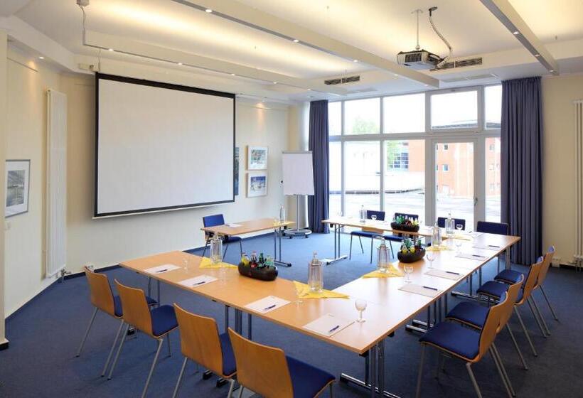 בית מלון כפרי Am Segelhafen