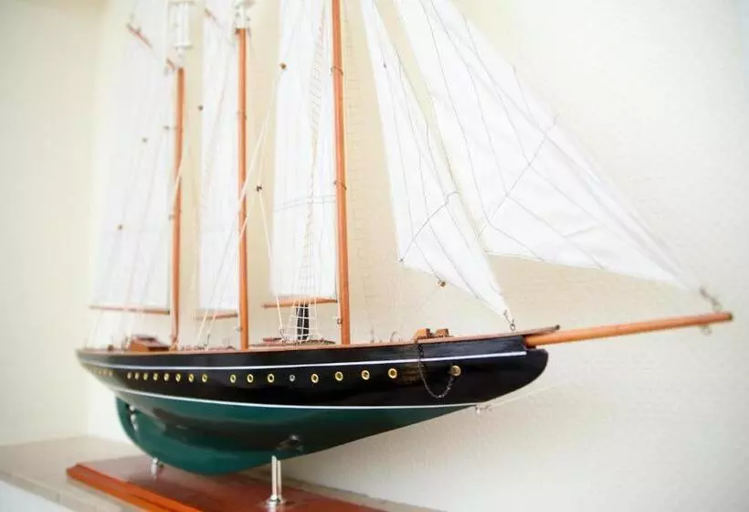 هتل Am Segelhafen