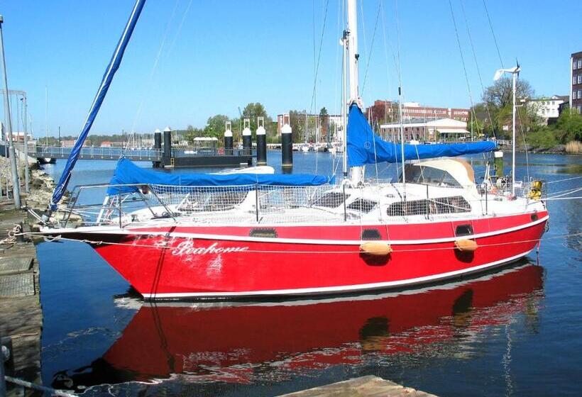 בית מלון כפרי Am Segelhafen