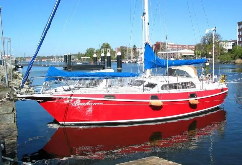 هتل Am Segelhafen