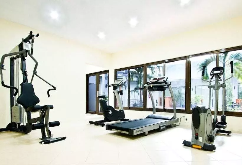 Hôtel Bisanta Bidakara Tunjungan