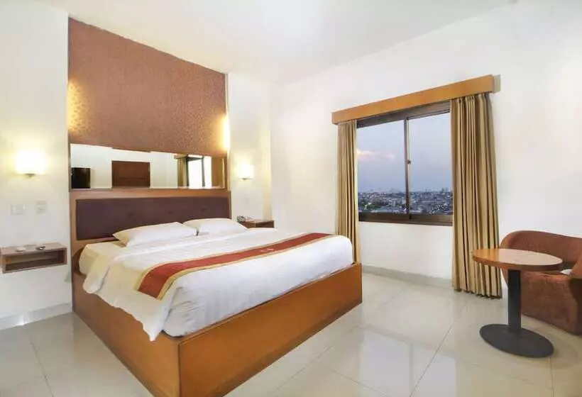 Hôtel Bisanta Bidakara Tunjungan