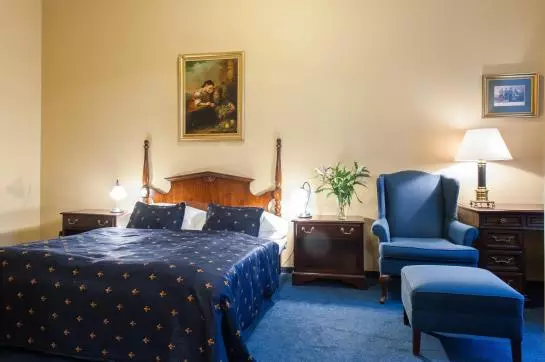 هتل Bohemia Plaza Residence