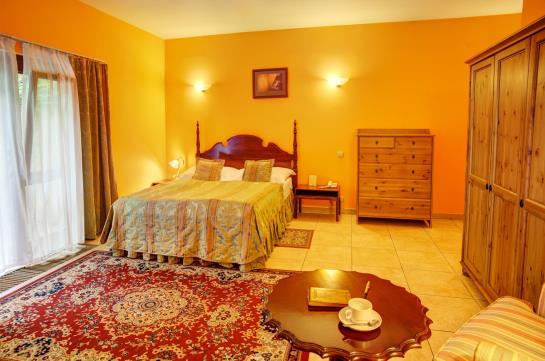 هتل Bohemia Plaza Residence