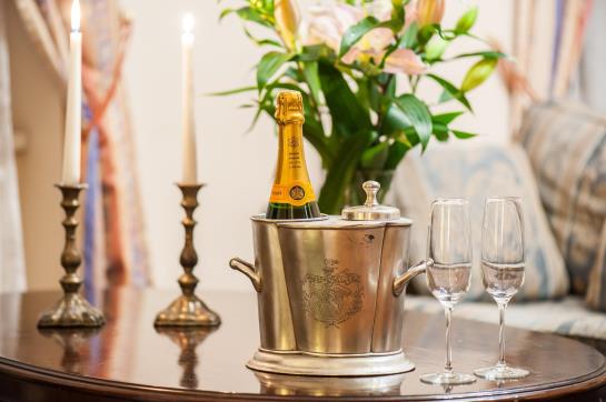 هتل Bohemia Plaza Residence