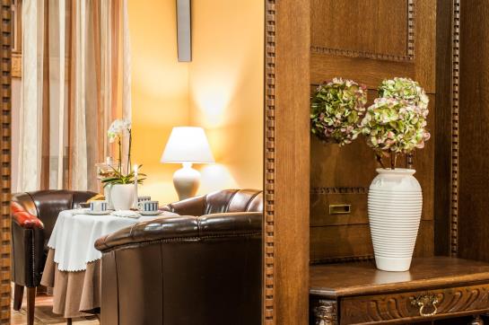 هتل Bohemia Plaza Residence