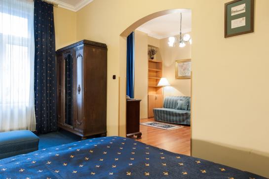 هتل Bohemia Plaza Residence