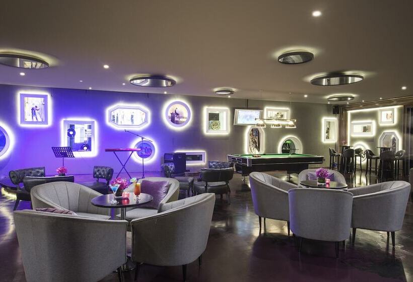 호텔 Crowne Plaza Shanghai Pudong By Ihg