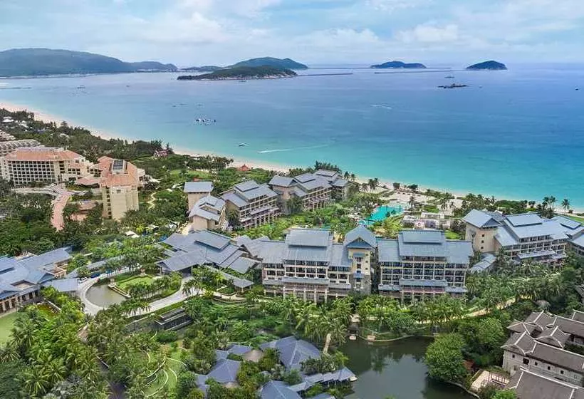 هتل Hilton Sanya Yalong Bay Resort & Spa