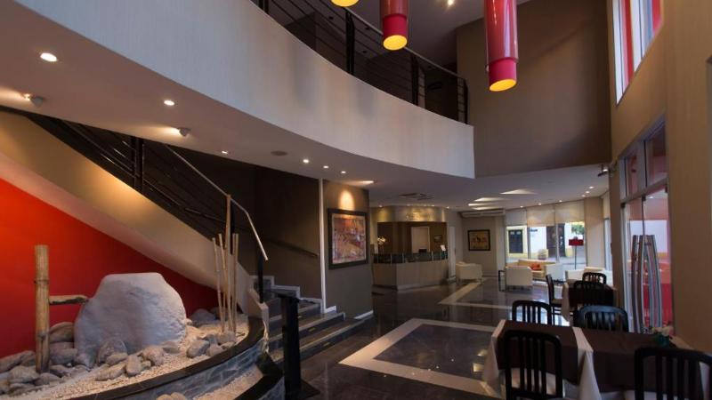 酒店 Howard Johnson By Wyndham San Pedro