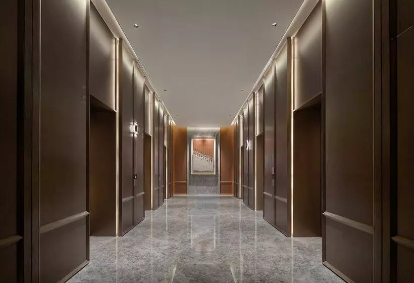 Hotel Holiday Inn Shanghai Huaxia By Ihg
