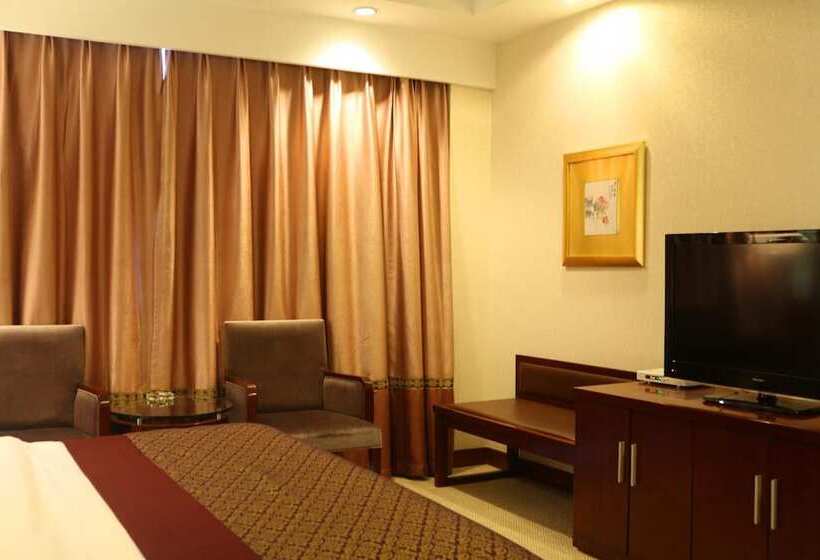 בית מלון כפרי Jinling Jingyuan Plaza