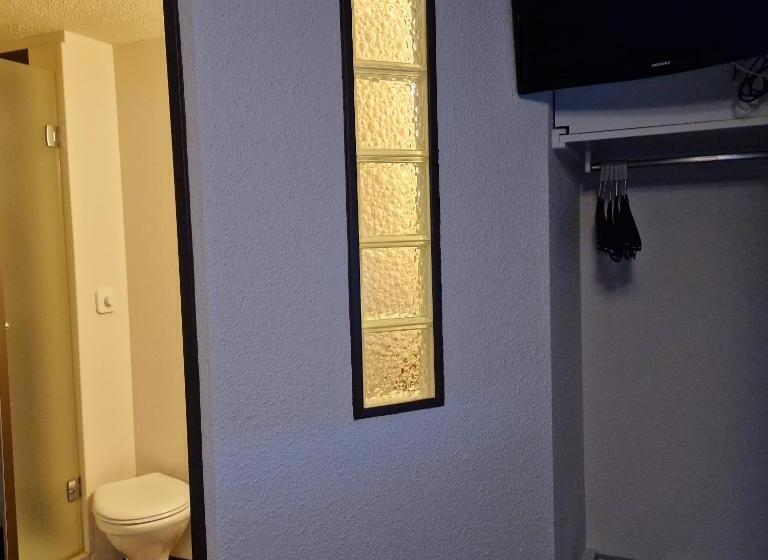 هتل Kyriad Direct Limoges Nord