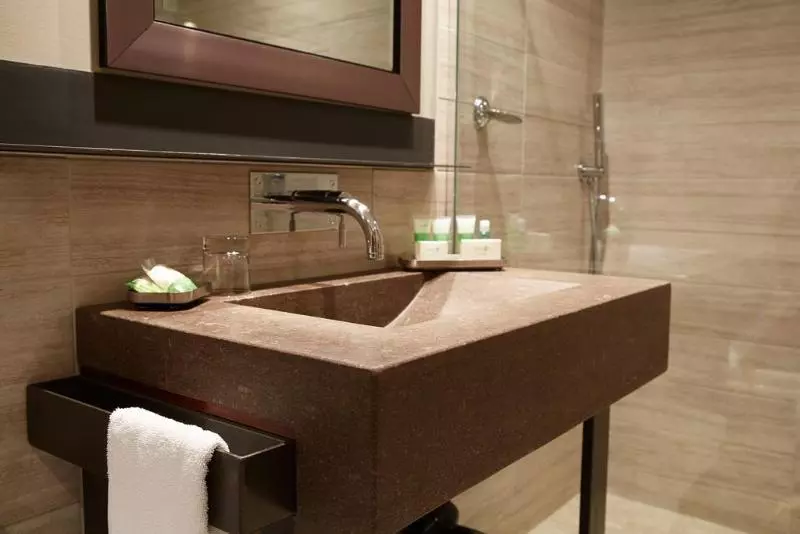 فندق Le Dauphin Montreallongueuil