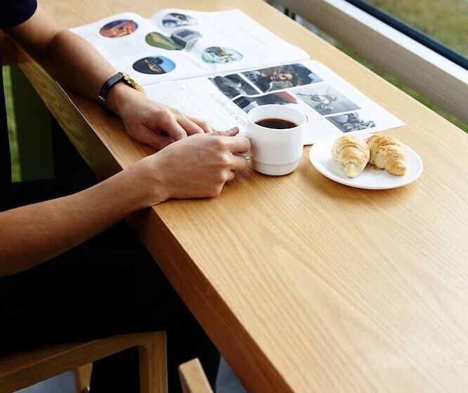 בית מלון כפרי Le Dauphin Montreallongueuil