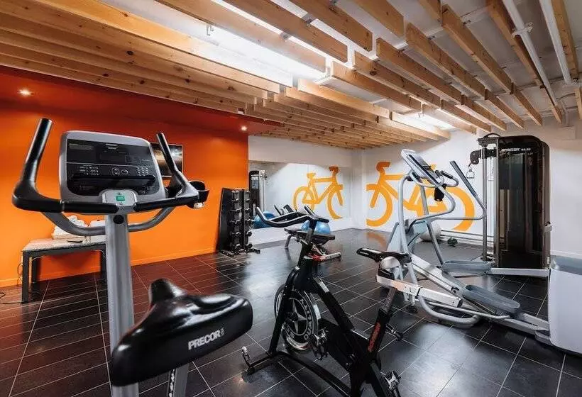 فندق Le Dauphin Montreallongueuil