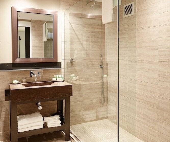 בית מלון כפרי Le Dauphin Montreallongueuil