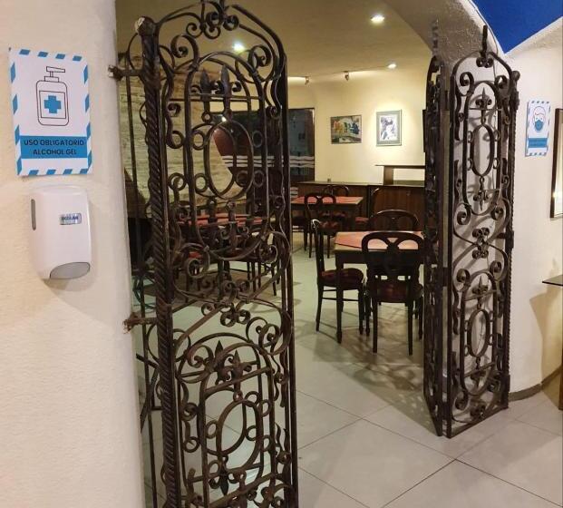 Отель Montecarlo Vina Del Mar