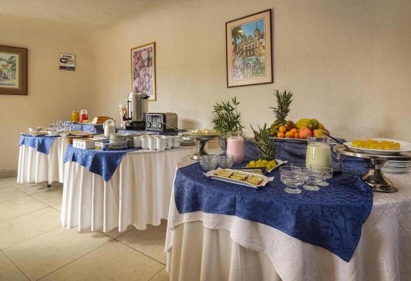 Отель Montecarlo Vina Del Mar