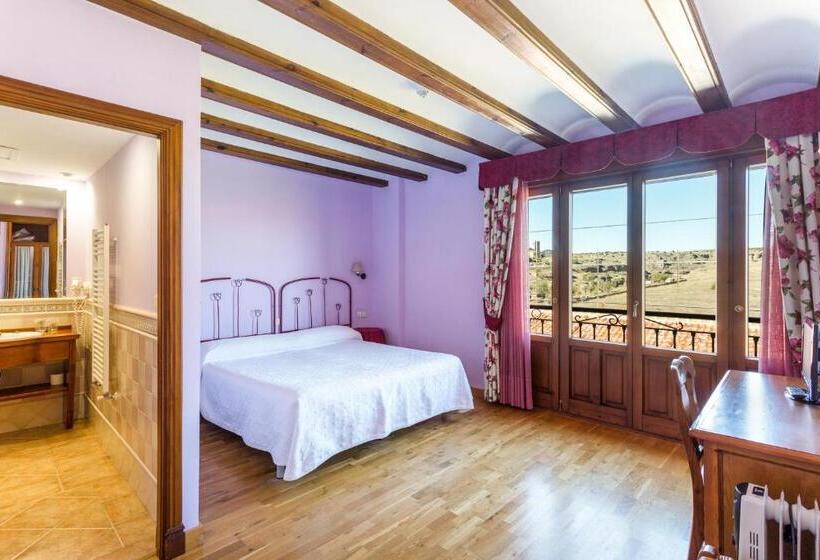 ホテル Puerta Sepúlveda