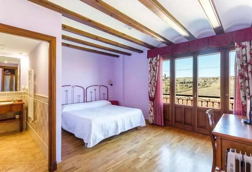 Szálloda Puerta Sepúlveda