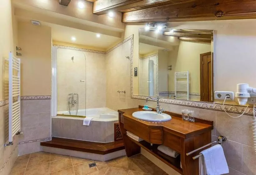 Szálloda Puerta Sepúlveda