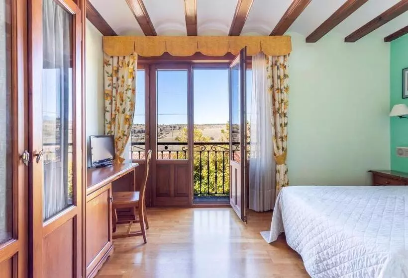 Szálloda Puerta Sepúlveda