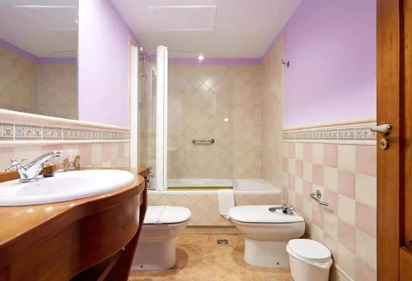 Szálloda Puerta Sepúlveda