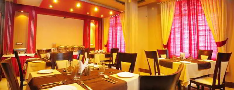 هتل Sun City By Wb Inn