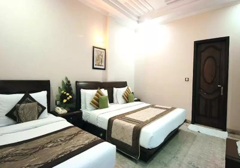 هتل Sun City By Wb Inn