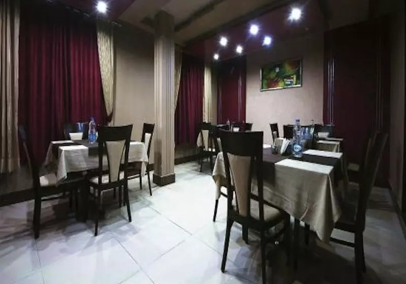 هتل Sun City By Wb Inn