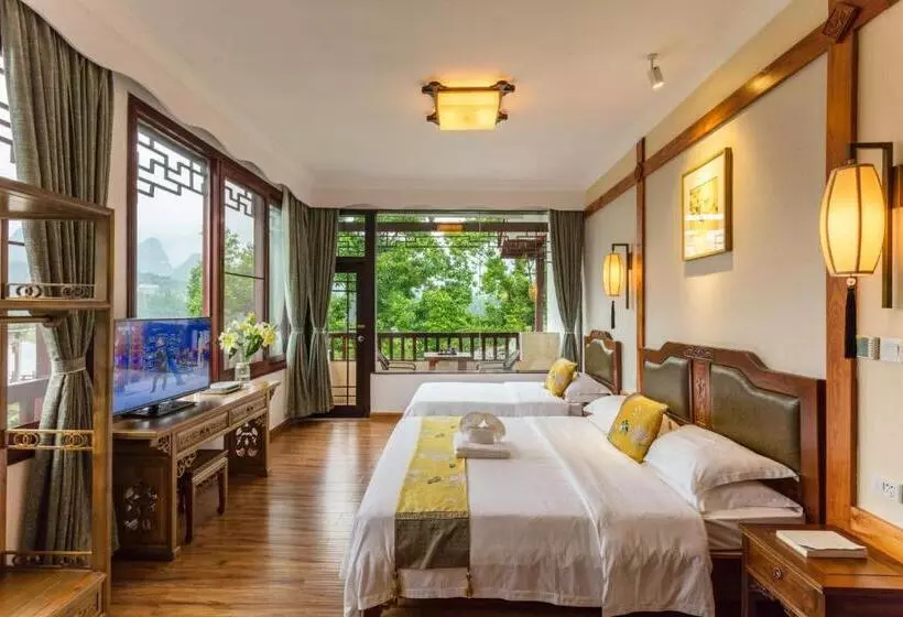Otel Yangshuo River View